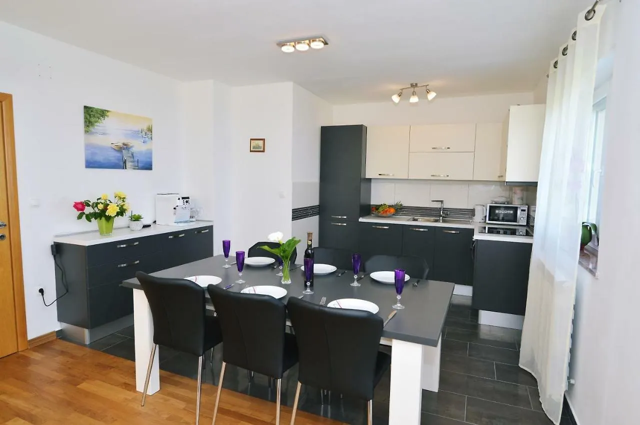 Apartments Krupic Opatija